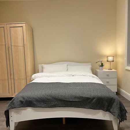 Beautiful Rooms Only Few Steps Away From Bruce Grove Tottenham Stadium London Luaran gambar