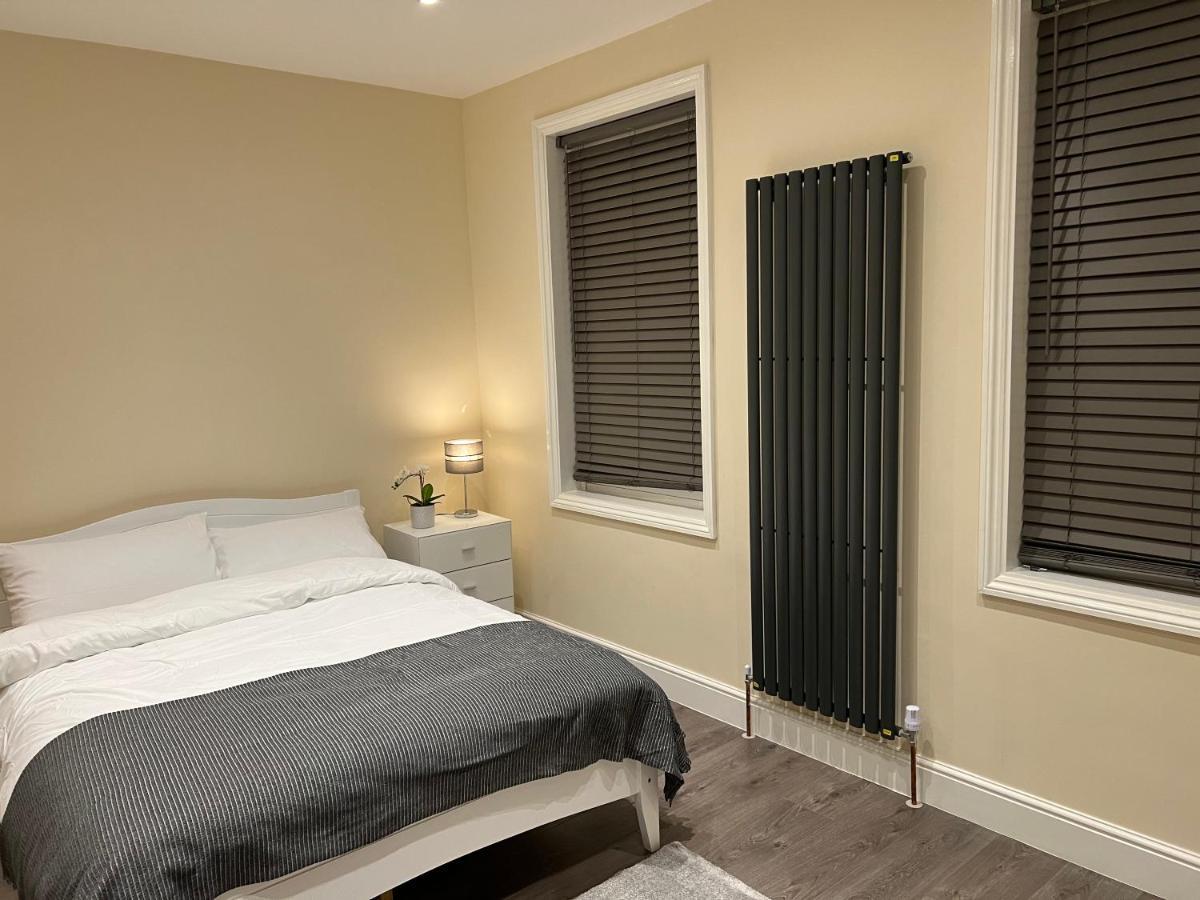 Beautiful Rooms Only Few Steps Away From Bruce Grove Tottenham Stadium London Luaran gambar